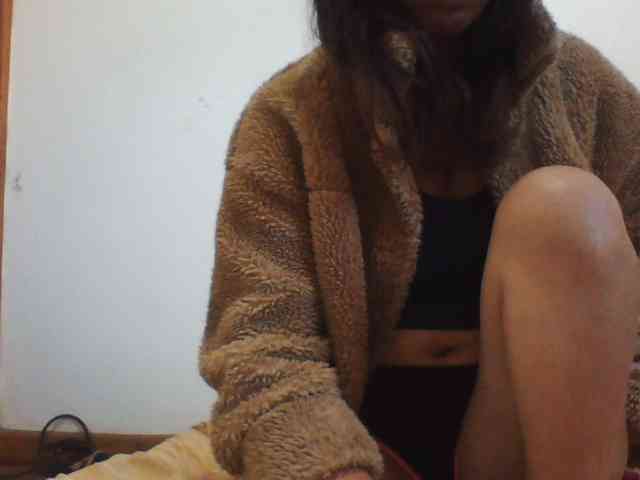 PrettyLie webcam