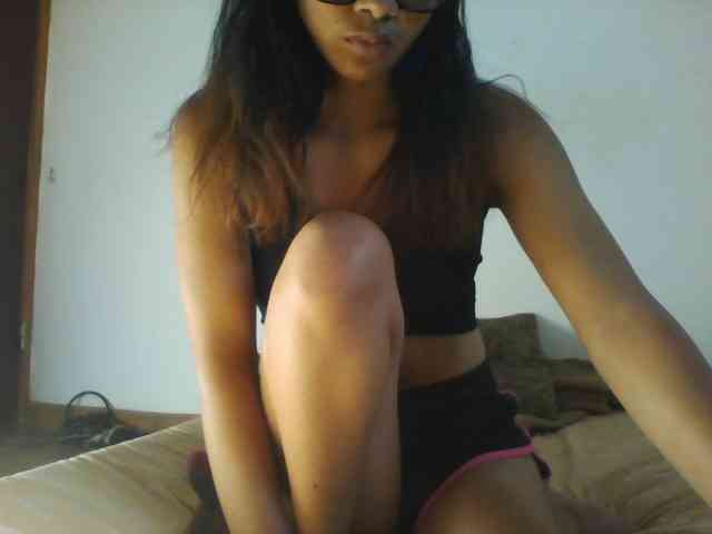 PrettyLie webcam