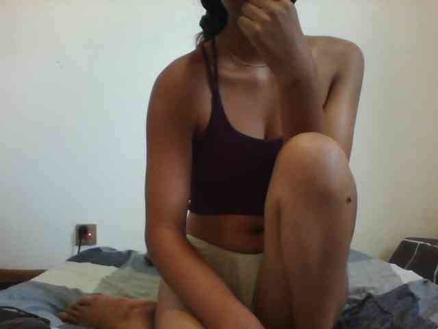 PrettyLie webcam
