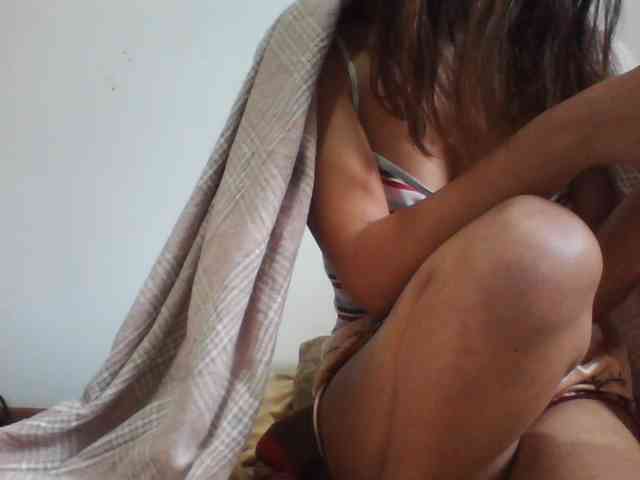 PrettyLie webcam