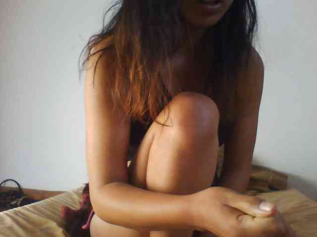 PrettyLie webcam