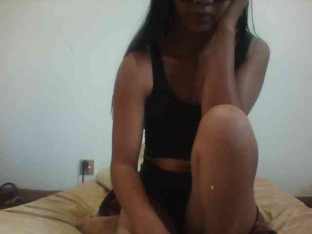 PrettyLie webcam