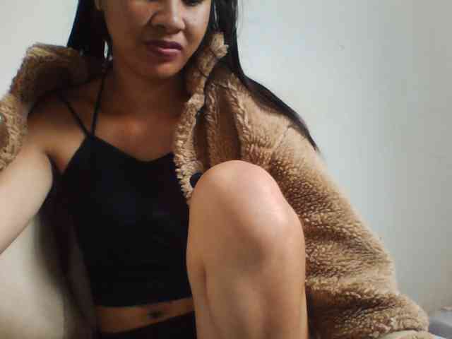 YoungLie69 webcam