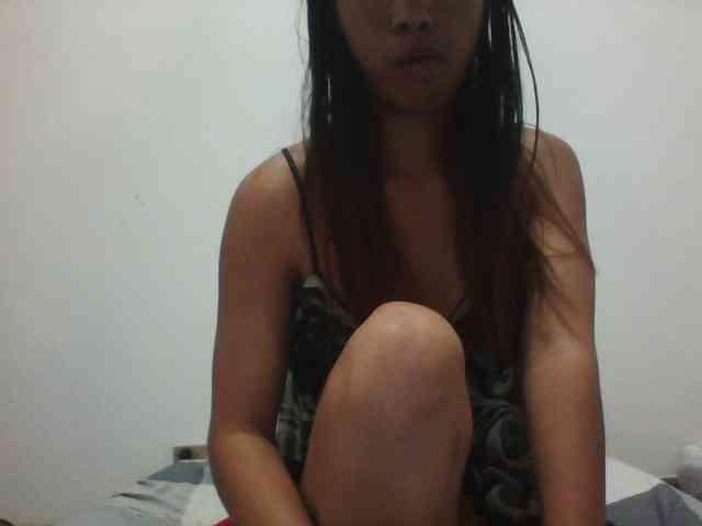 PrettyLie webcam