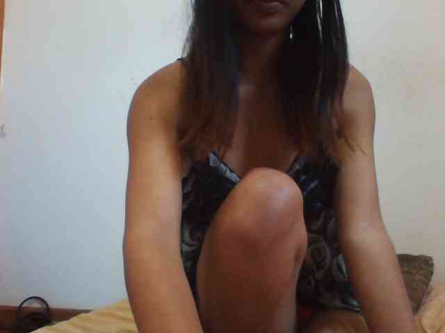 PrettyLie webcam