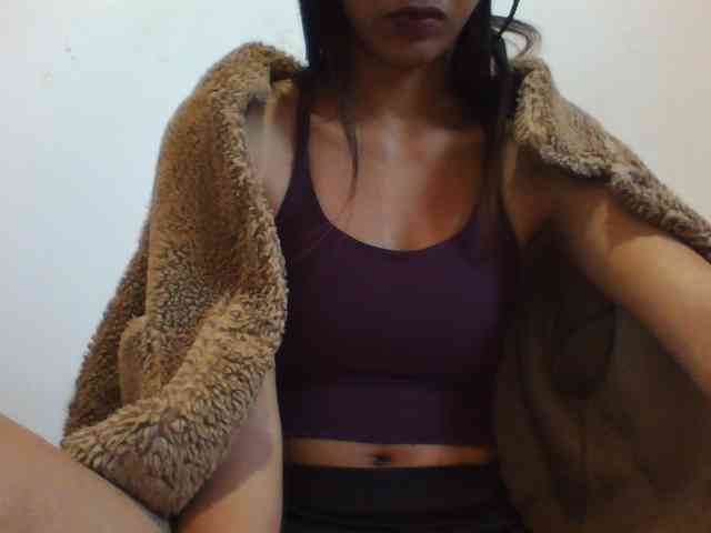 YoungLie69 webcam
