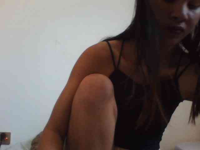 YoungLie69 webcam