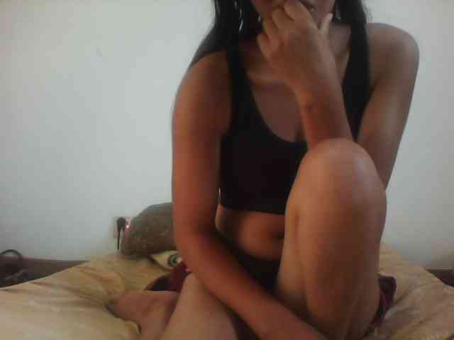 PrettyLie webcam