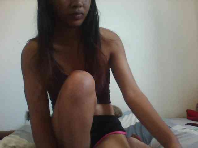 PrettyLie webcam