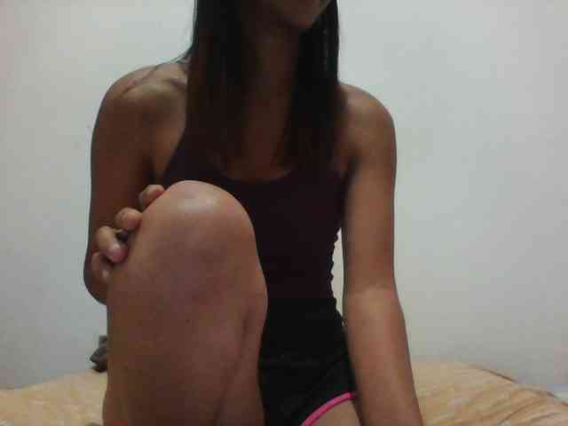 PrettyLie webcam