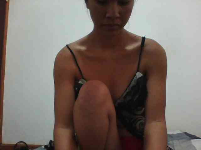 PrettyLie webcam