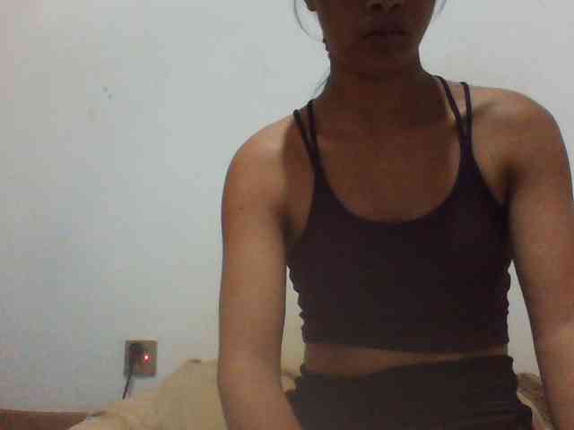 YoungLie69 webcam