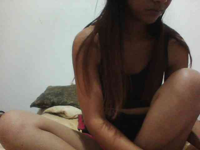 PrettyLie webcam