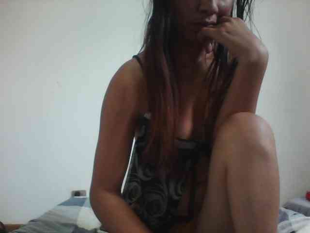 PrettyLie webcam
