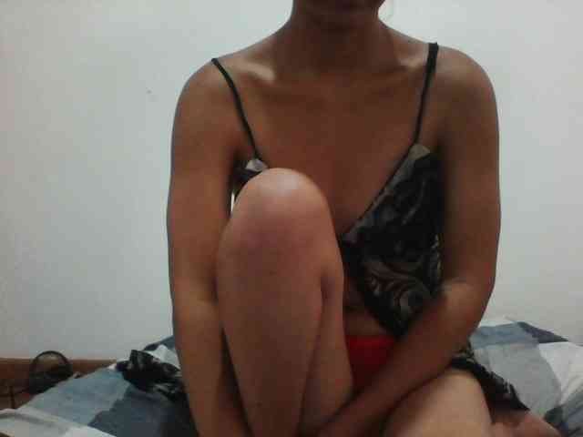 PrettyLie webcam