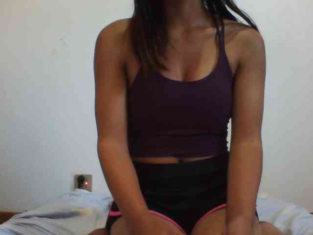 PrettyLie webcam