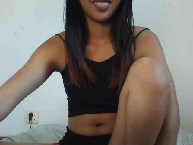 YoungLie69 webcam