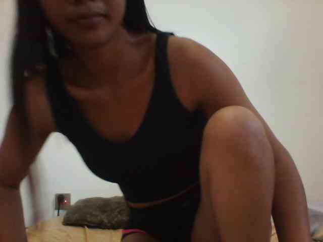 PrettyLie webcam