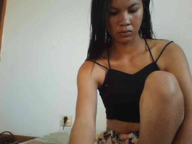 PrettyLie - Girl 