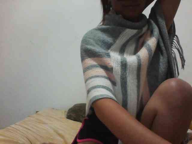 PrettyLie webcam
