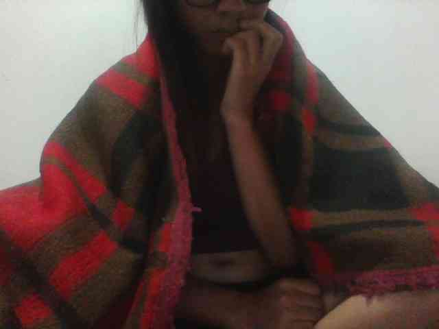 PrettyLie webcam