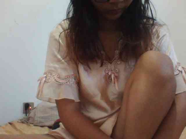 PrettyLie webcam