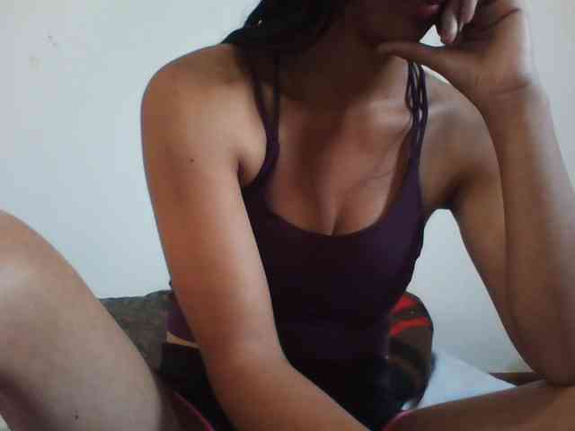 PrettyLie webcam