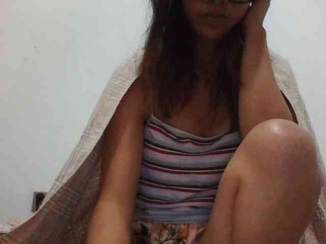 PrettyLie webcam