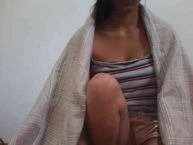 PrettyLie webcam