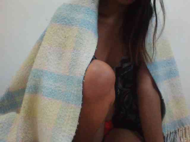 PrettyLie webcam