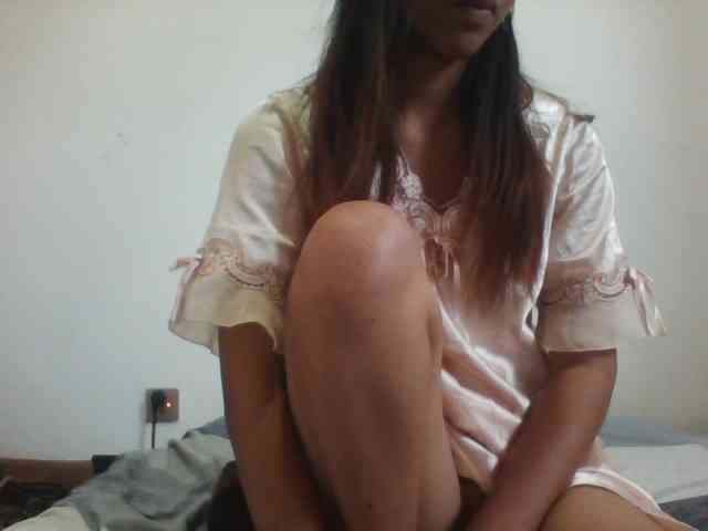 PrettyLie webcam
