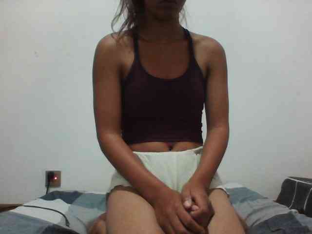 PrettyLie webcam