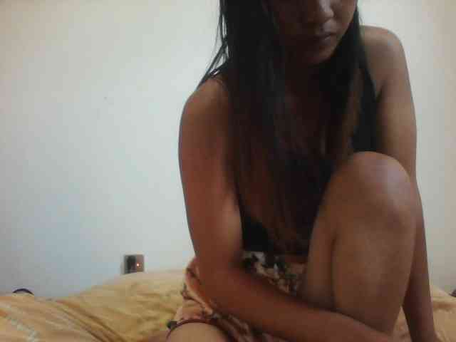 PrettyLie webcam