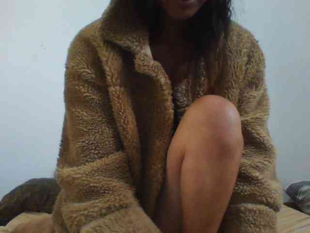 PrettyLie webcam