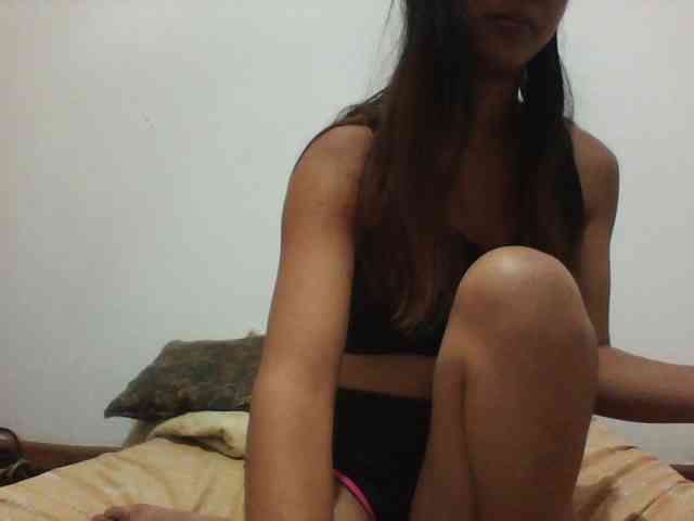 PrettyLie webcam