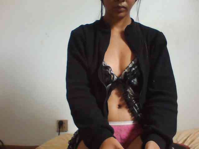 YoungLie69 webcam