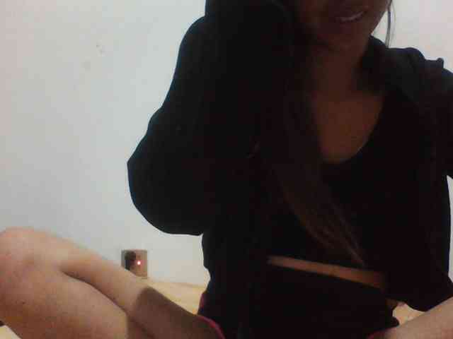 YoungLie69 webcam