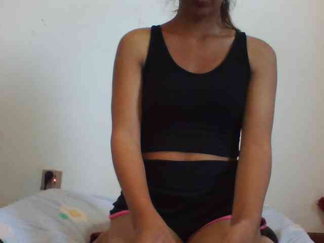 PrettyLie webcam