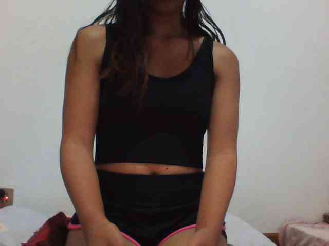 PrettyLie webcam