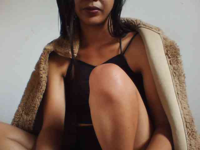 YoungLie69 webcam