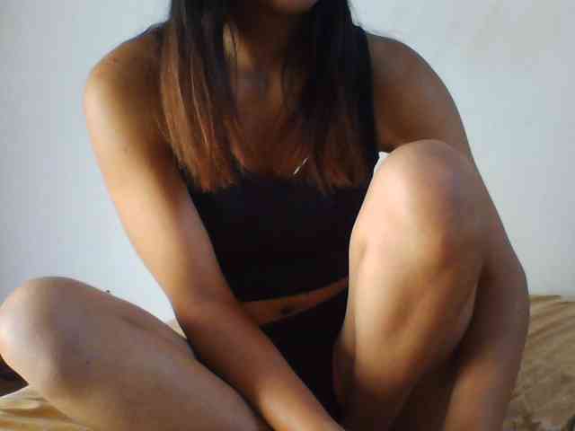 PrettyLie webcam