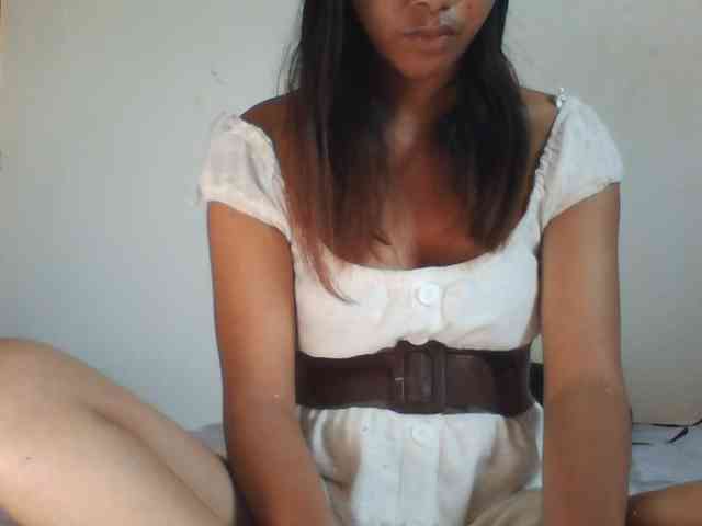 PrettyLie webcam