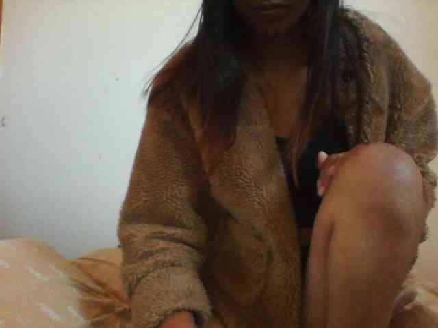 PrettyLie webcam