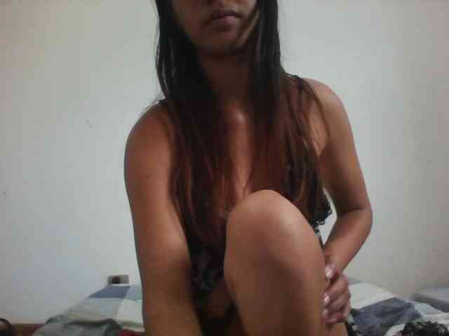 PrettyLie webcam