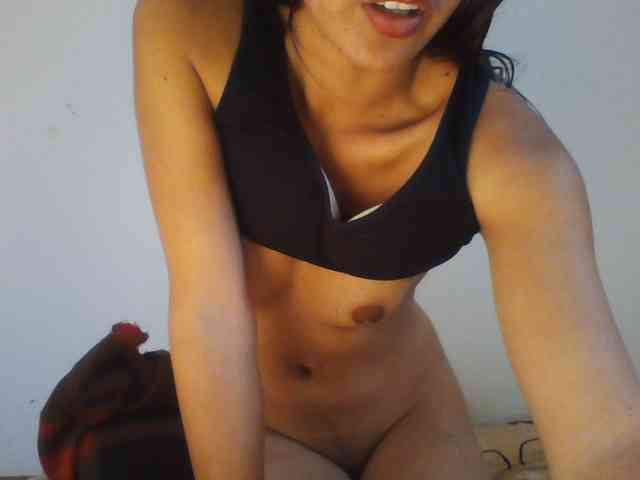 PrettyLie webcam