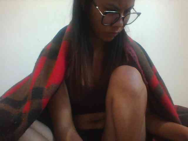 PrettyLie webcam