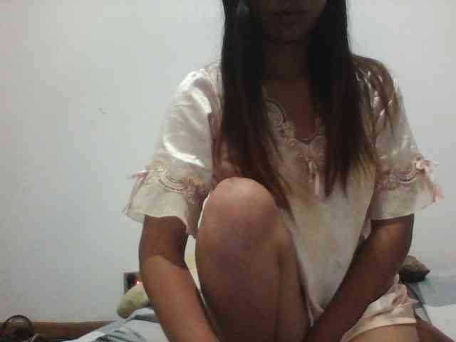 PrettyLie webcam