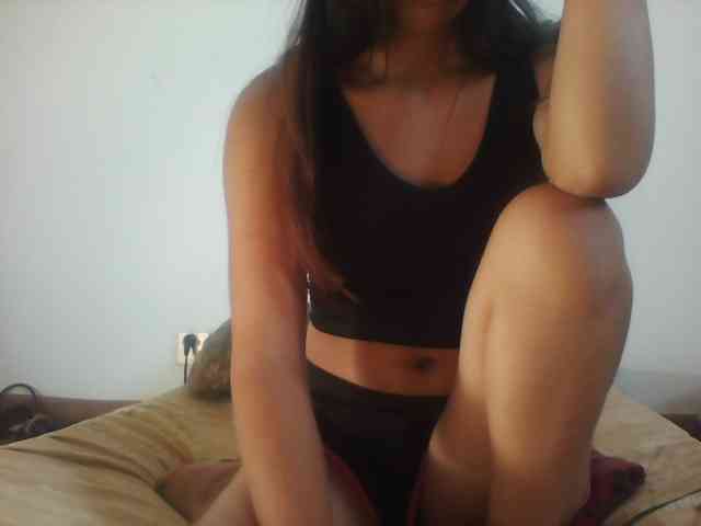 PrettyLie webcam