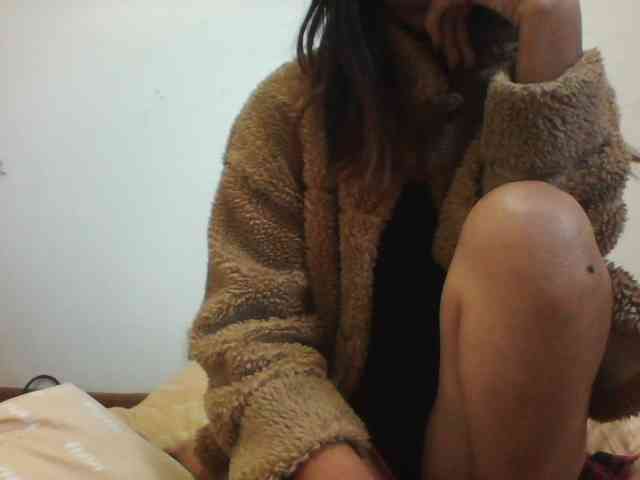 PrettyLie webcam