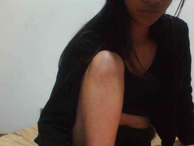 YoungLie69 webcam